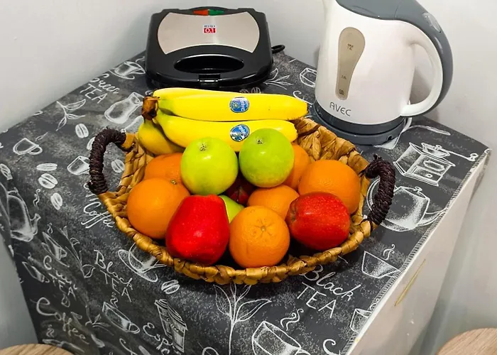 Quick & Cheap Center * Tríkala