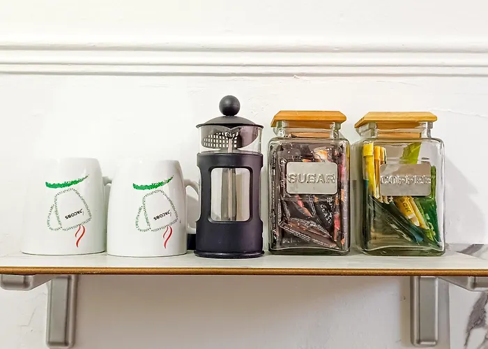 Quick & Cheap Center * Tríkala